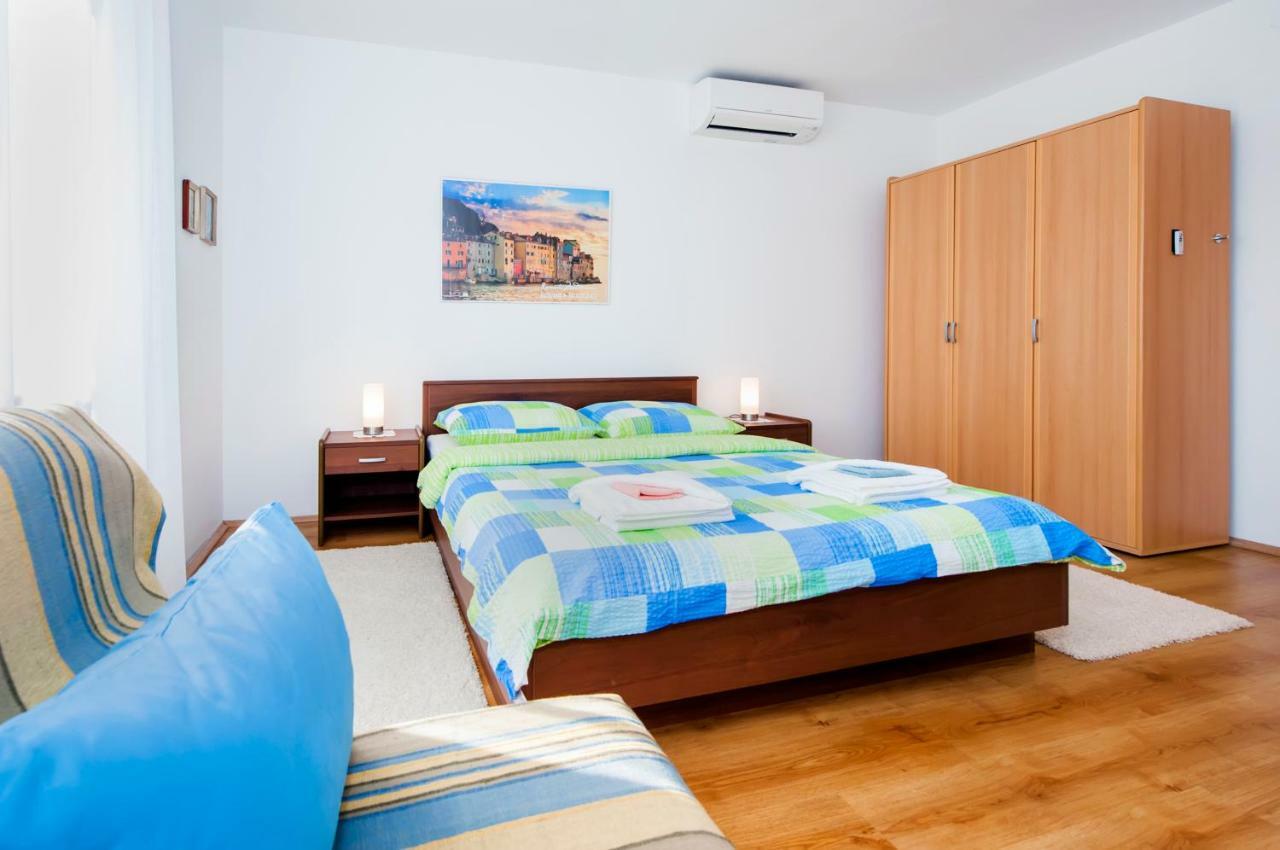 רוביני Apartman Gala מראה חיצוני תמונה